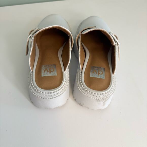 Dolce Vita DV By Kids Kobra Size 13 Light Gray Chunky Lug Sole Mule Slip-On - Picture 10 of 14